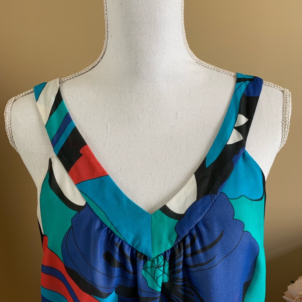 GUESS Flowy Colorful Top - Picture 2 of 5